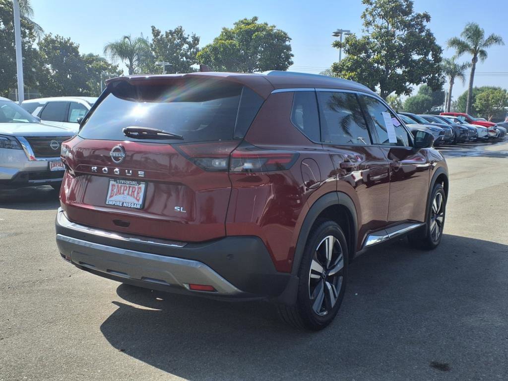 2023 Nissan Rogue SL photo 3