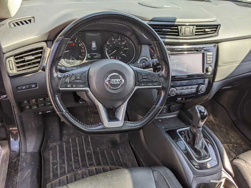 2017 Nissan Rogue SL photo 7