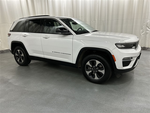 2024 Jeep Grand Cherokee 4xe's photo