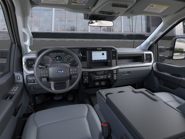 2026 Ford F-250 XL photo 9