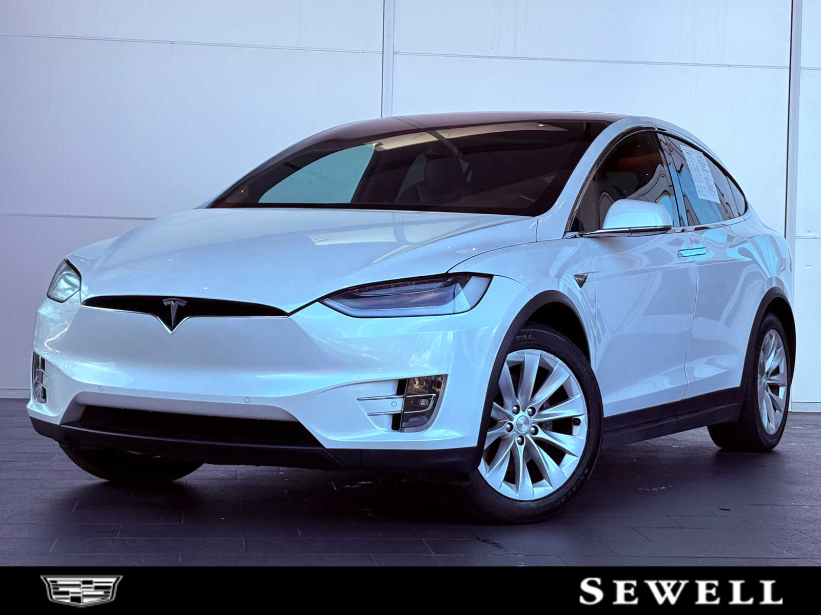 2020 Tesla Model X Long Range's photo