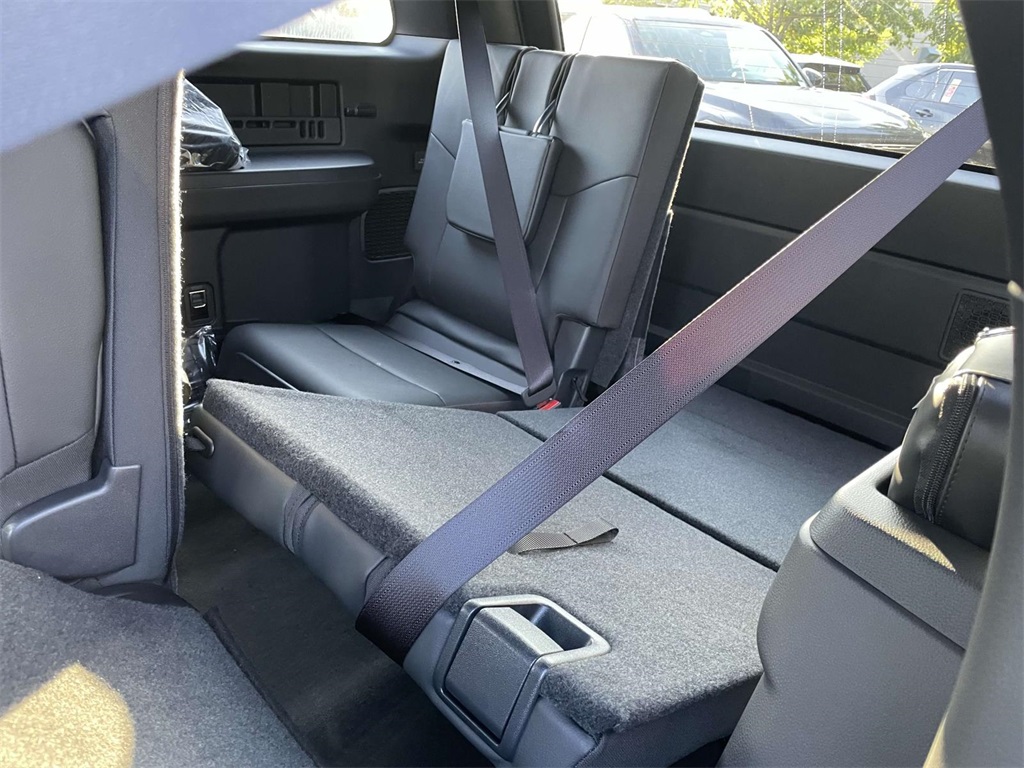 2025 Toyota 4Runner Limited photo 14
