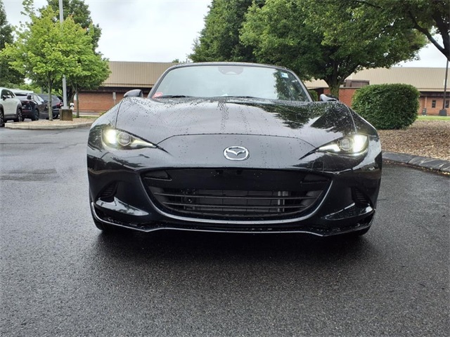 2025 Mazda MX-5 Miata Miata Grand Touring photo 2