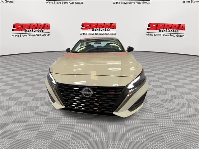 2025 Nissan Altima 2.5 SR photo 4
