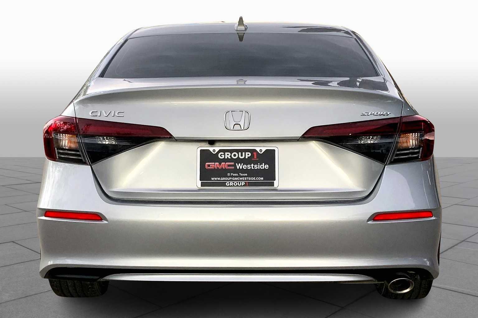 2025 Honda Civic Sport photo 4