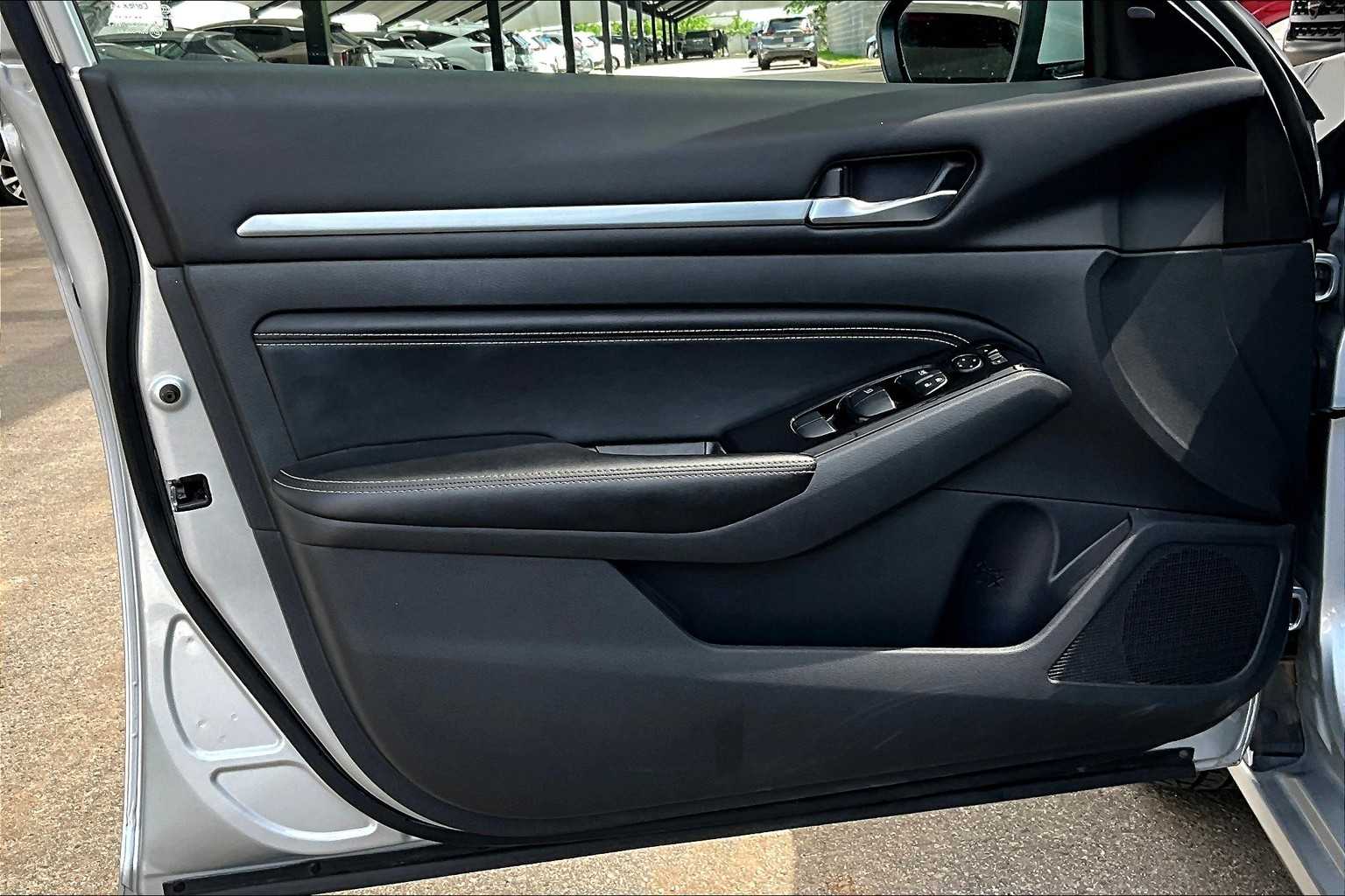 2023 Nissan Altima 2.5 SL photo 19