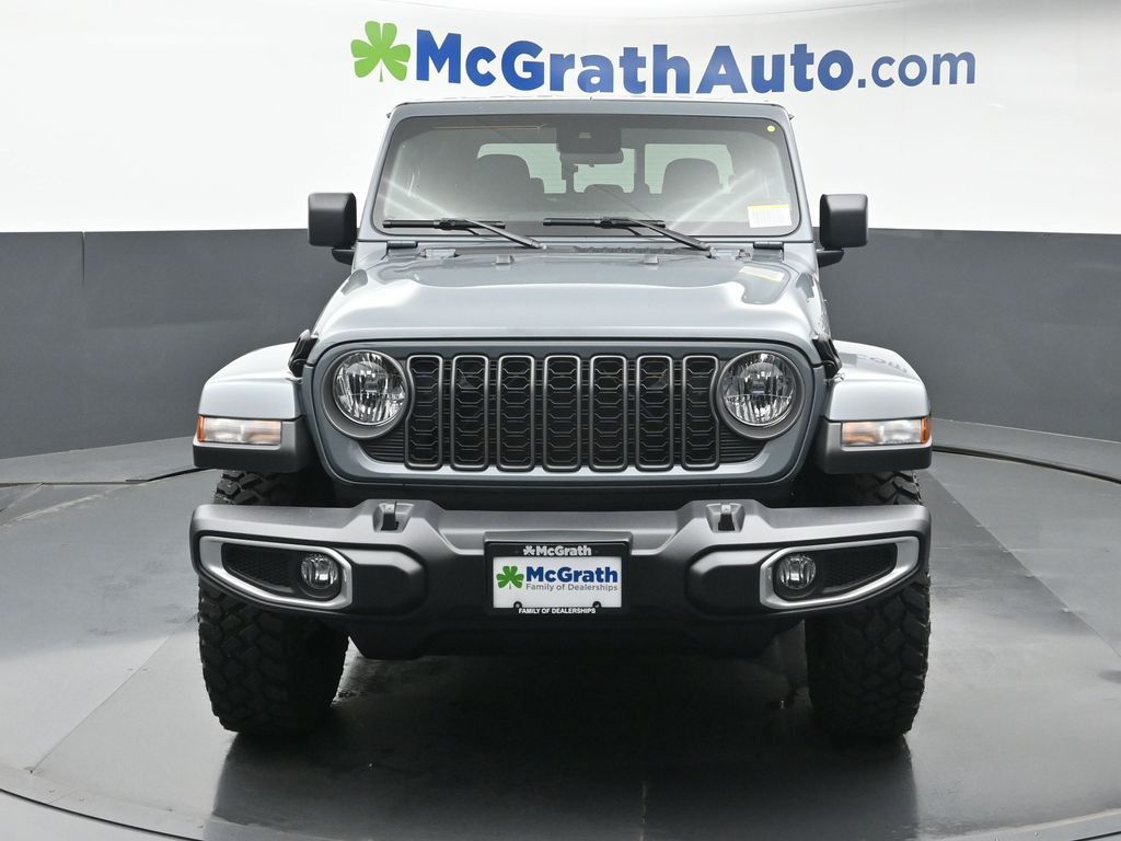 2025 Jeep Gladiator Sport photo 2