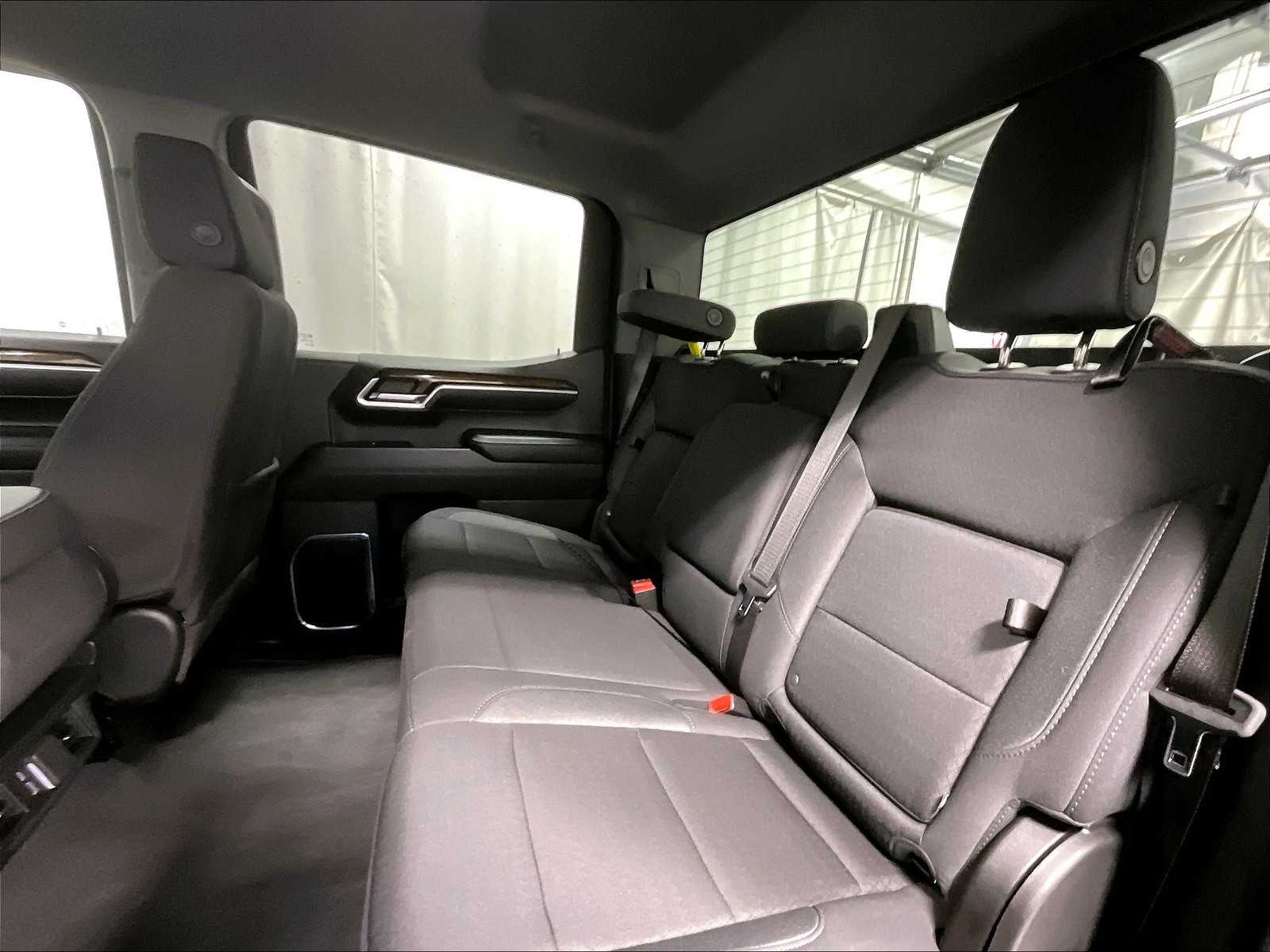 2024 Gmc Sierra 1500 Elevation photo 15
