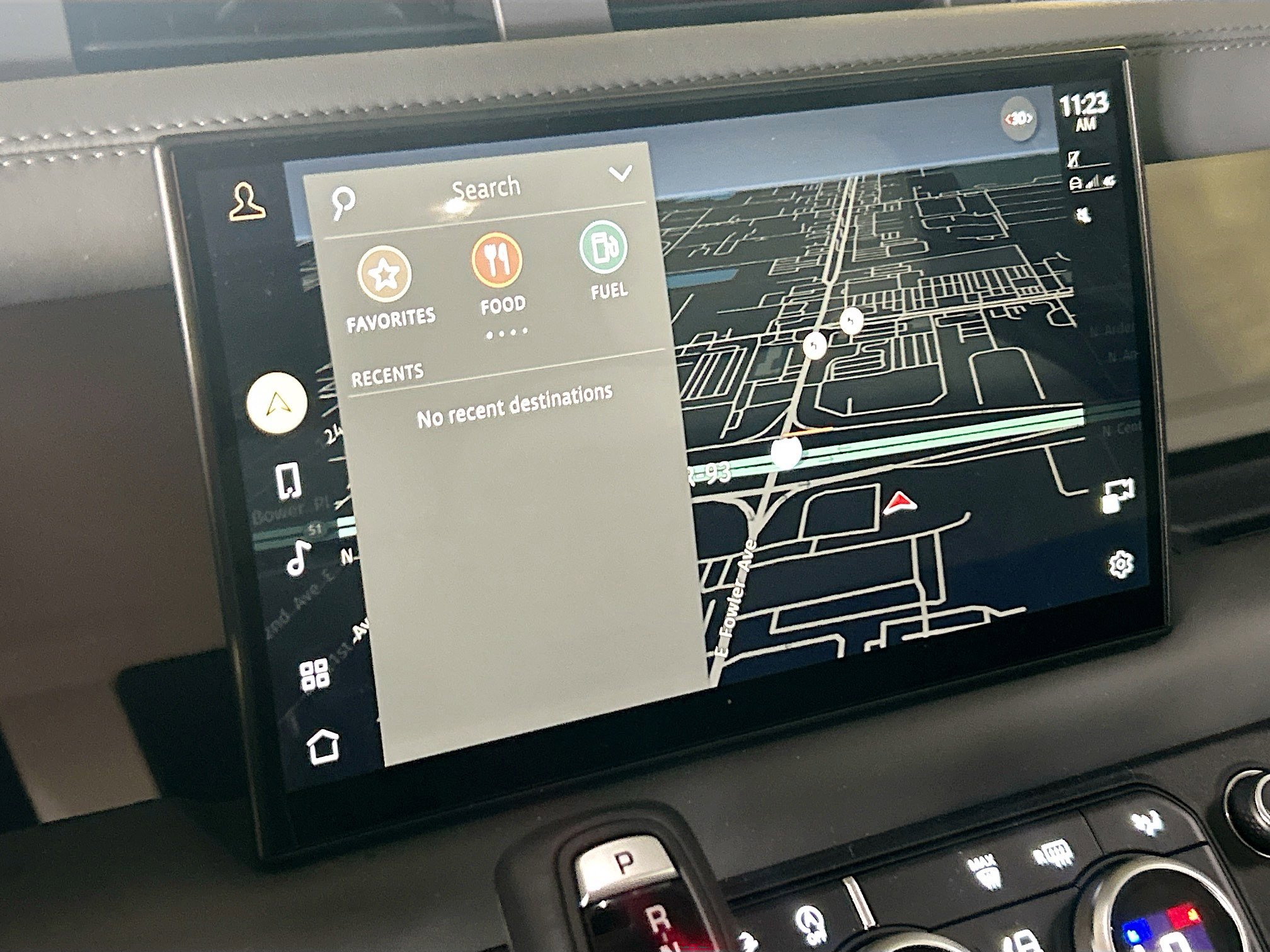 2025 Land Rover Defender 110 S photo 20