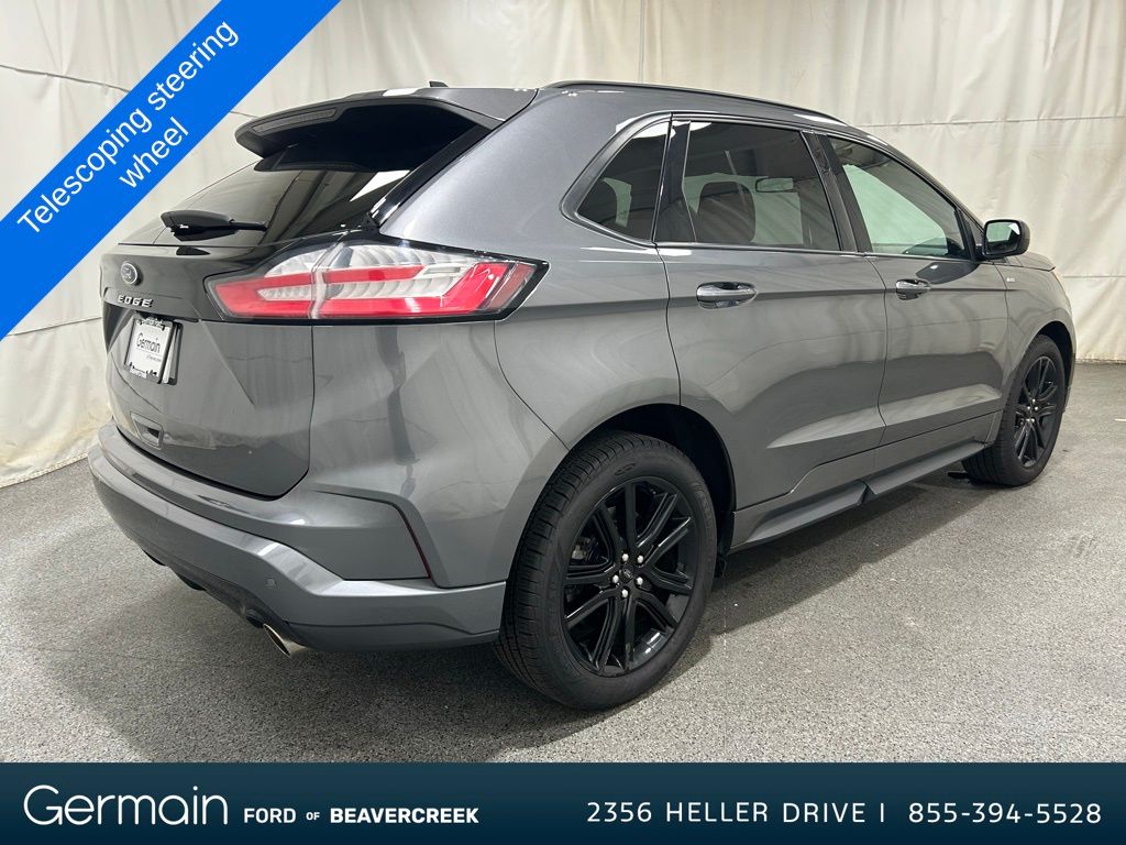 2021 Ford Edge ST photo 7