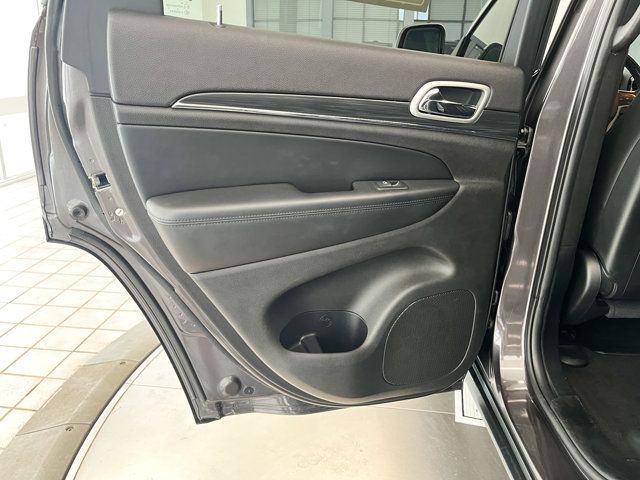 2020 Jeep Grand Cherokee Limited photo 25