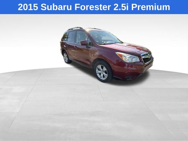 2015 Subaru Forester 2.5i Premium photo 14