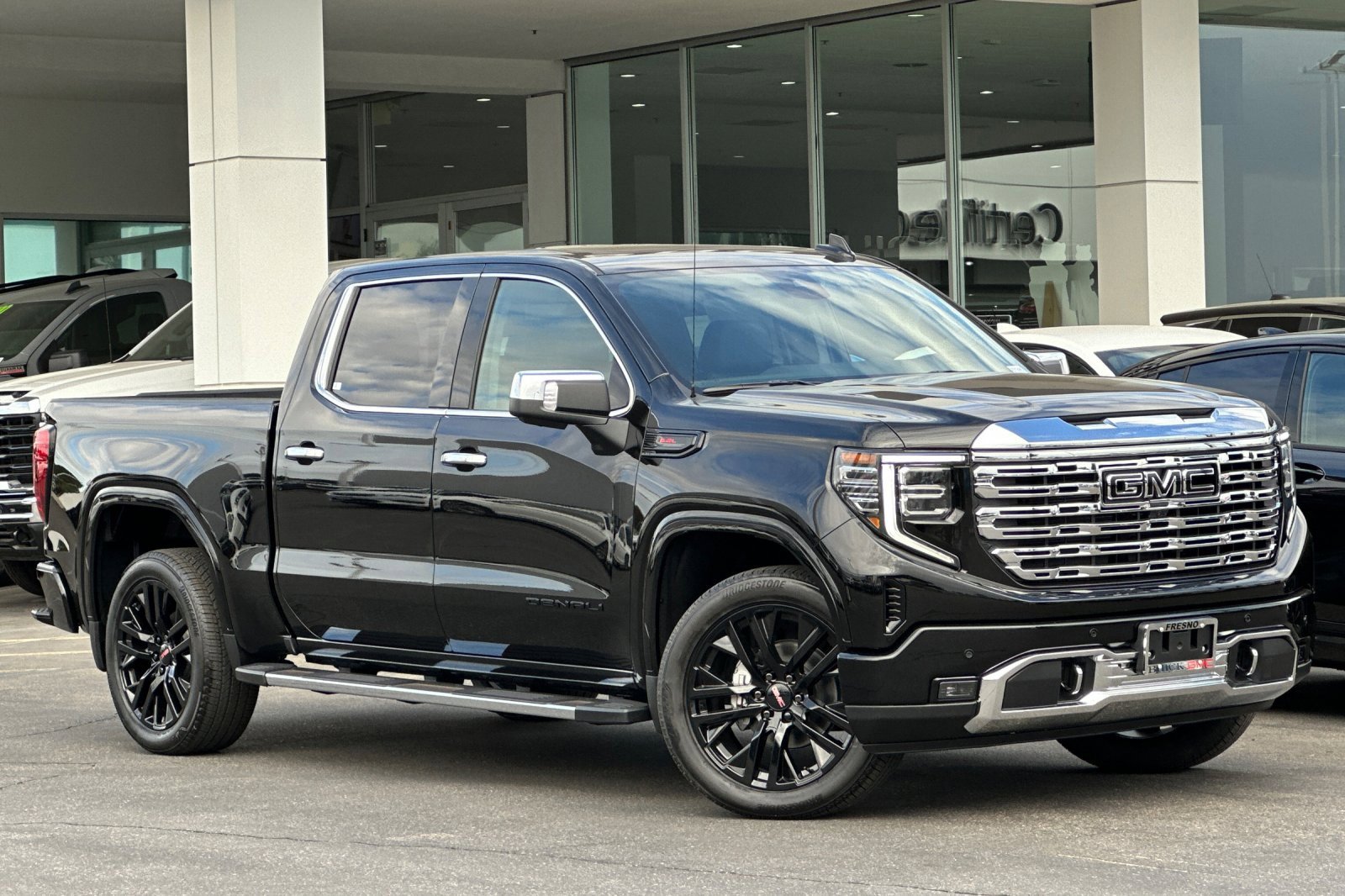2026 Gmc Sierra 1500 Denali photo 2