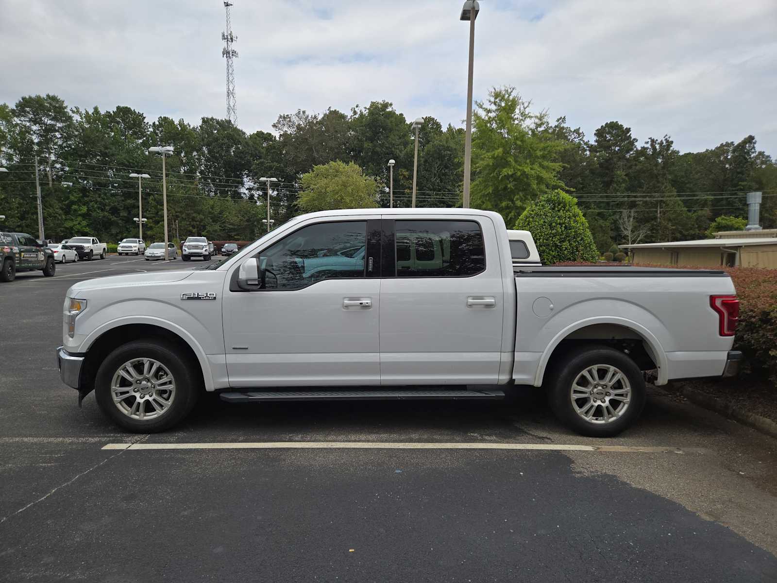 2017 Ford F-150 Lariat photo 5
