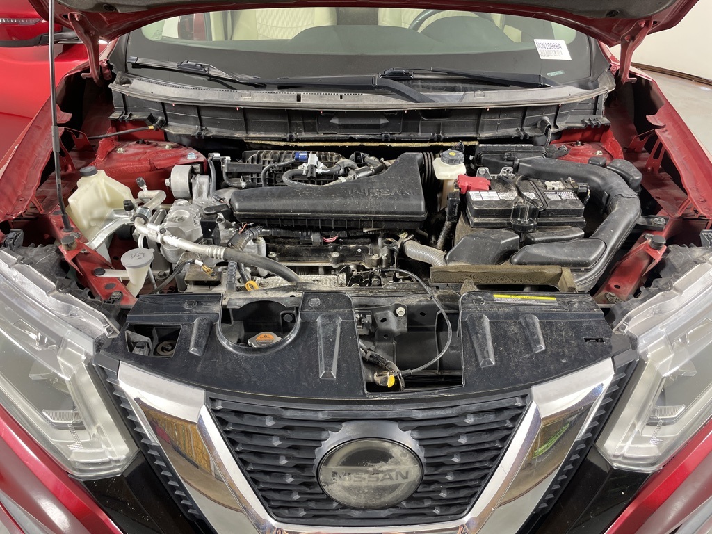 2020 Nissan Rogue SV photo 40