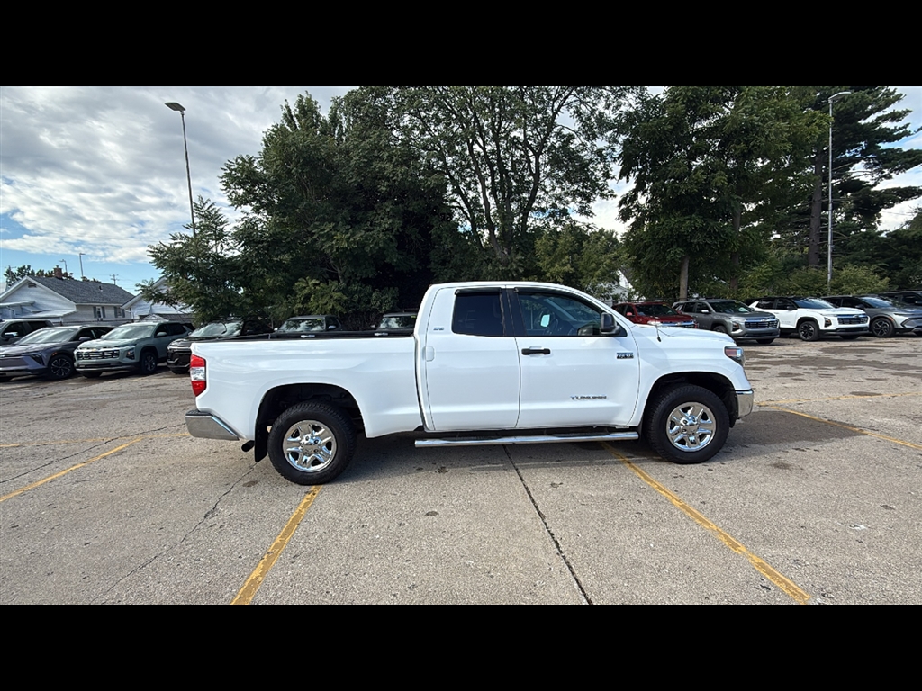 2019 Toyota Tundra SR5 Grade photo 4