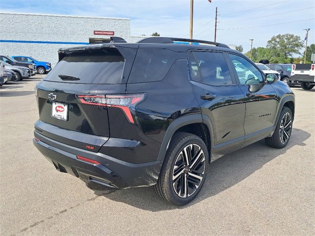 2026 Chevrolet Equinox RS photo 2