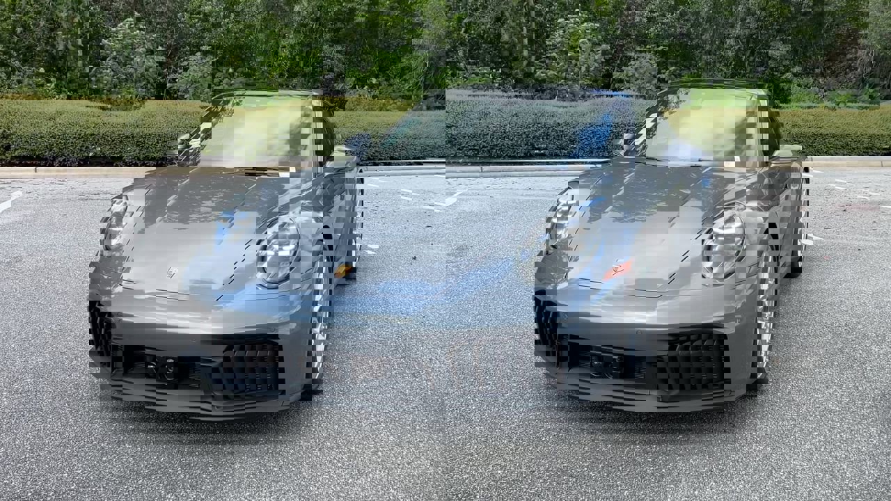 2025 Porsche 911 4 GTS photo 3
