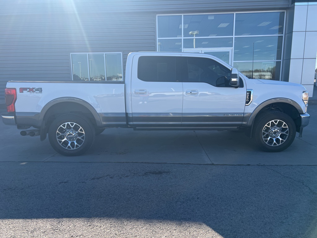 2022 Ford F-250 Lariat photo 4