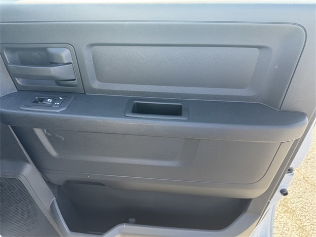 2026 Ram 3500 Tradesman photo 11