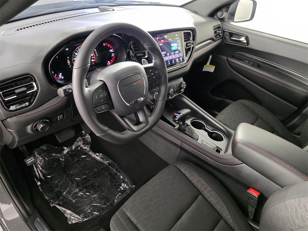 2025 Dodge Durango R/T photo 8