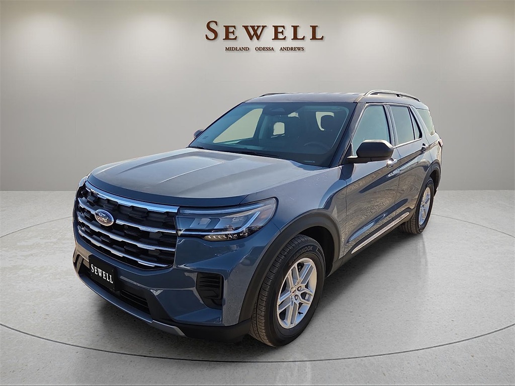 2025 Ford Explorer Active's photo