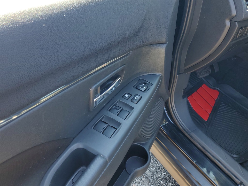 2021 Mitsubishi Outlander Sport ES photo 11