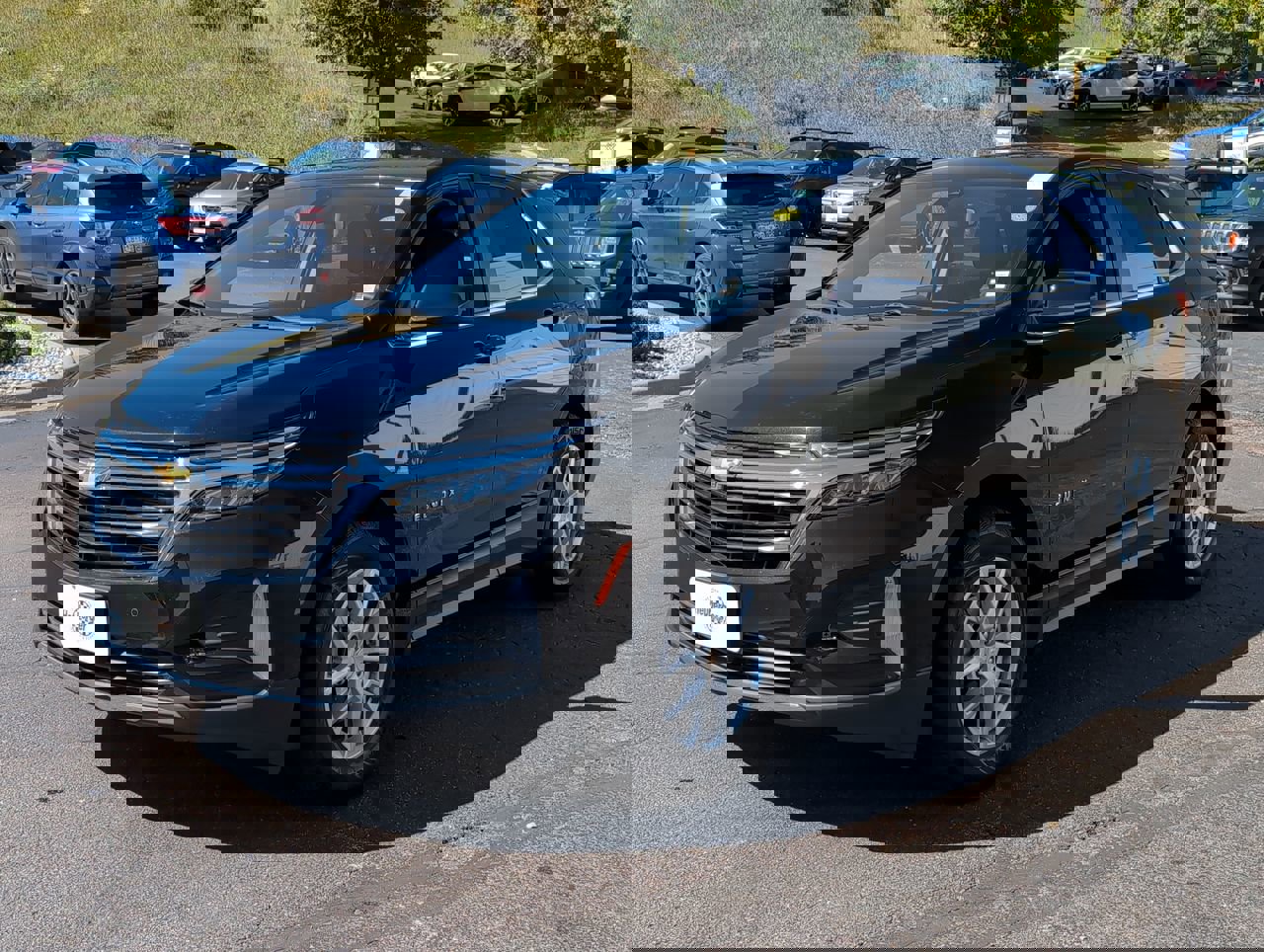 2023 Chevrolet Equinox LT photo 3