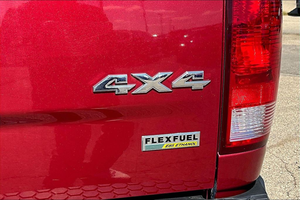 2015 Ram 1500 Tradesman photo 20