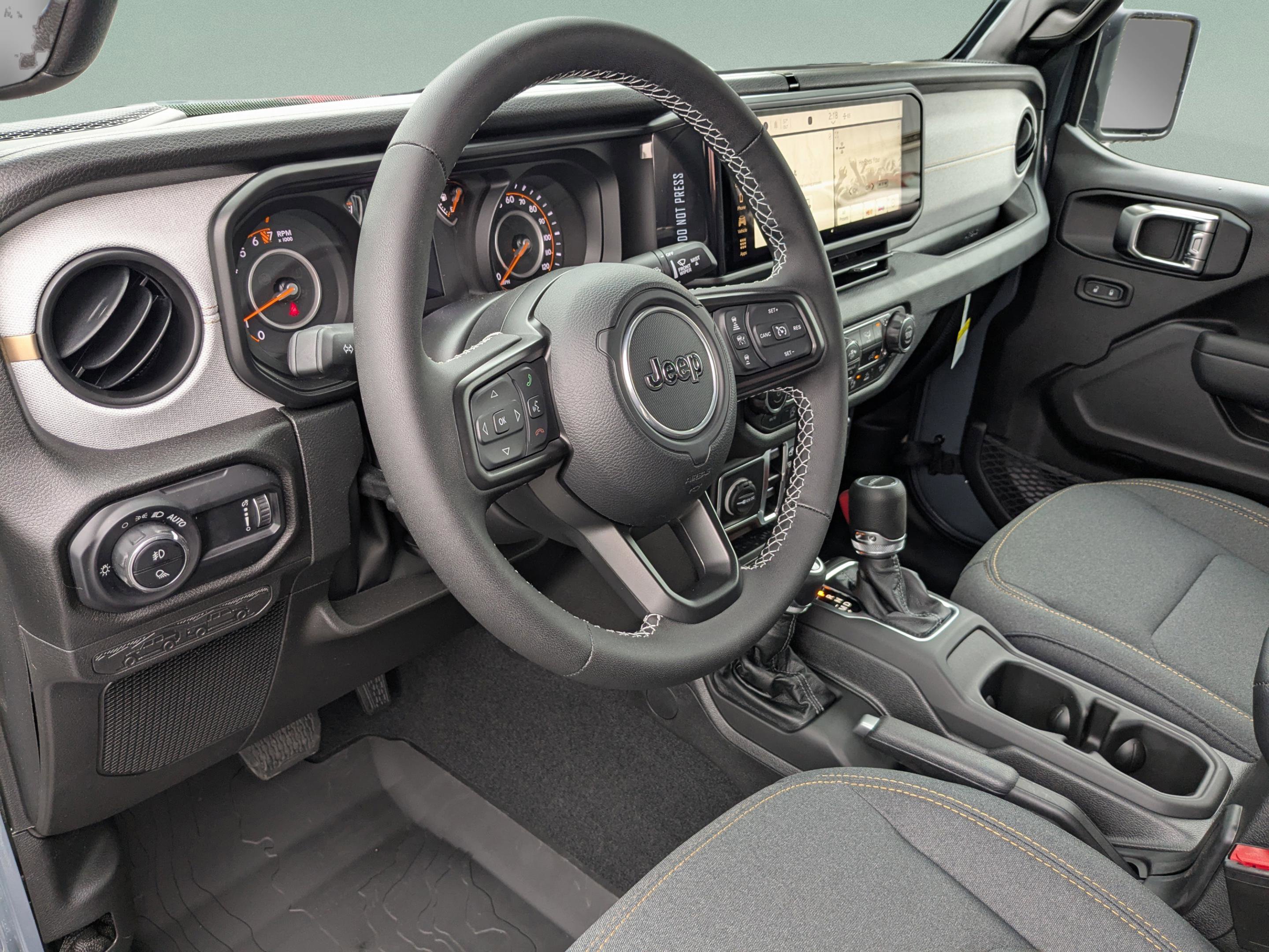 2025 Jeep Gladiator Sport S photo 8