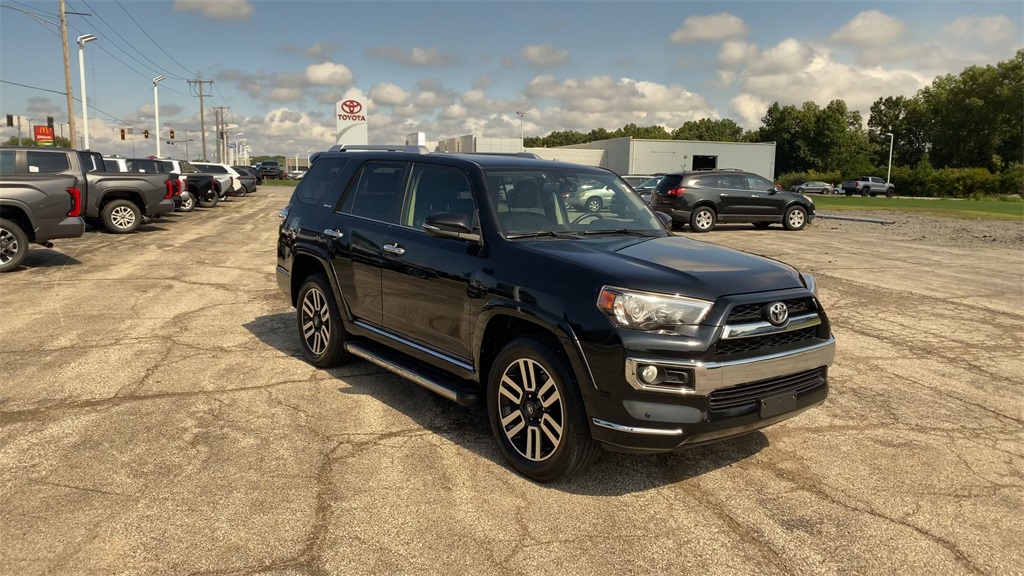 2019 Toyota 4Runner Limited photo 2