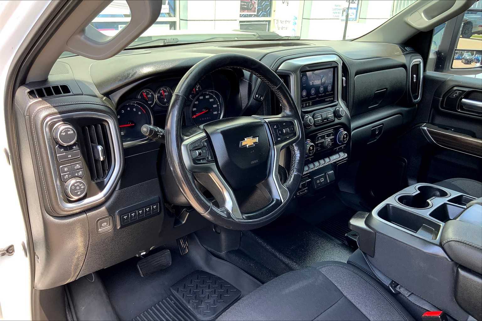 2021 Chevrolet Silverado 2500HD LT photo 16