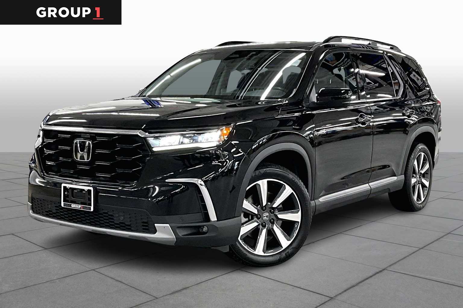 2025 Honda Pilot Touring's photo