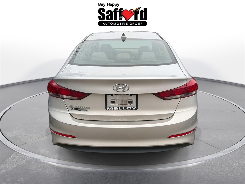 2018 Hyundai Elantra SEL photo 3