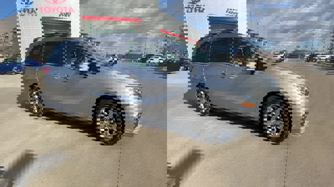 Used 2020 Honda Odyssey EX-L with VIN 5FNRL6H7XLB038862 for sale in Kansas City