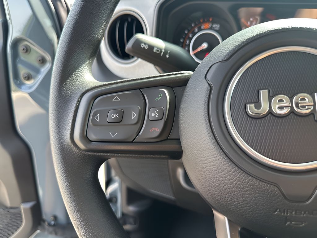 2025 Jeep Wrangler Sport photo 26