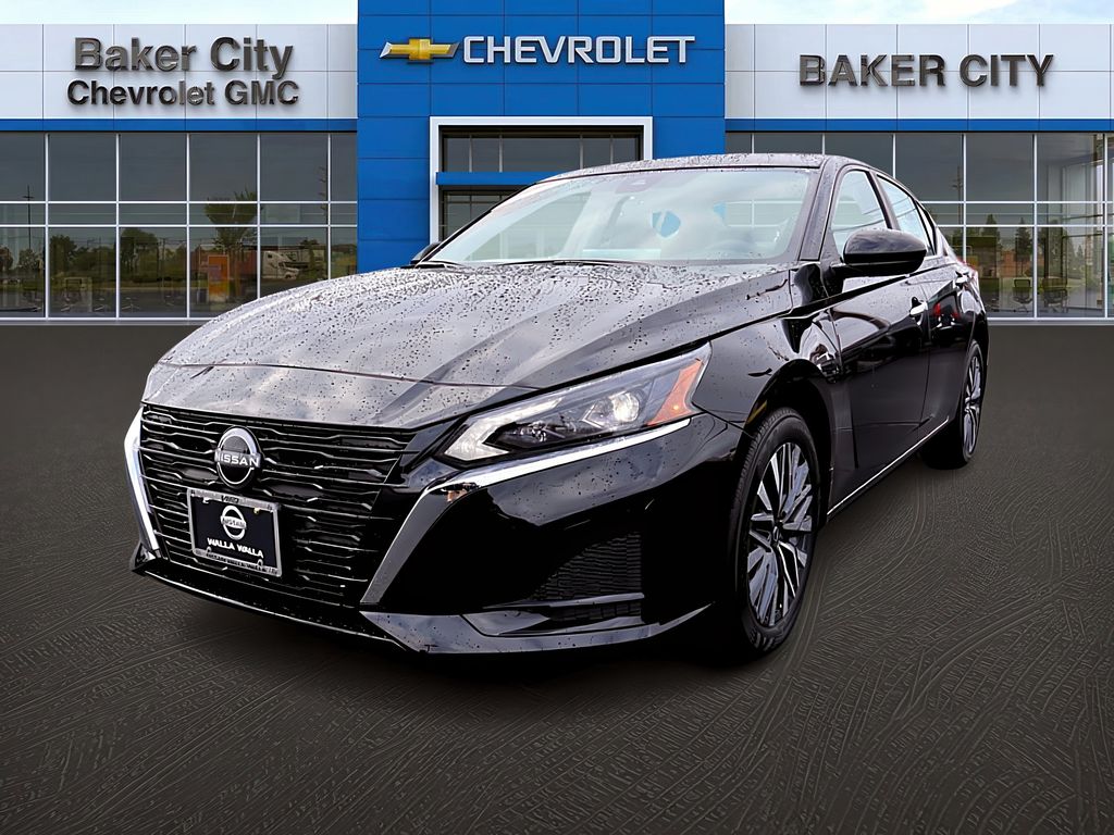 2024 Nissan Altima 2.5 SV photo 3