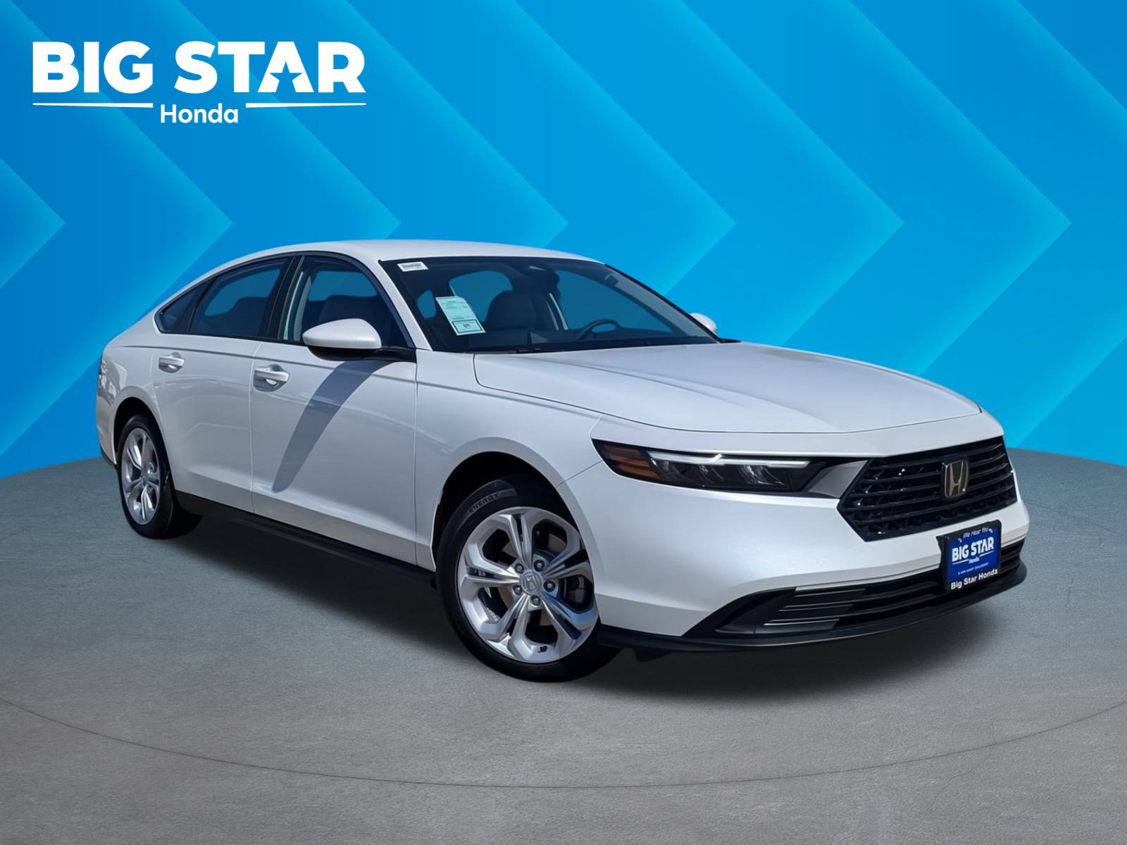 2025 Honda Accord LX's photo