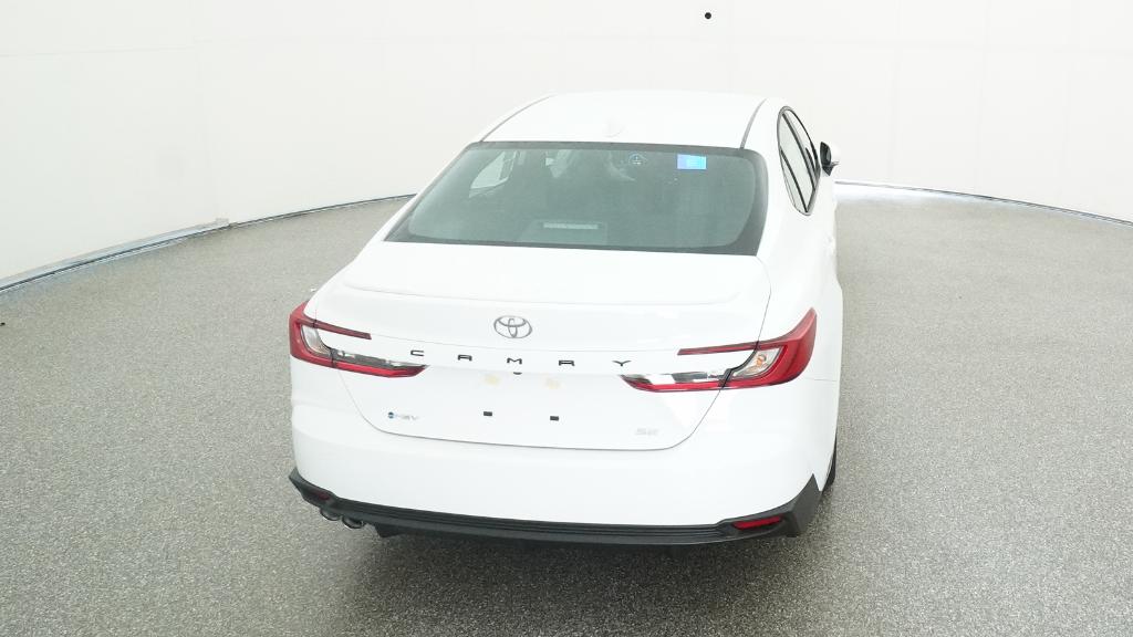 2025 Toyota Camry SE photo 18