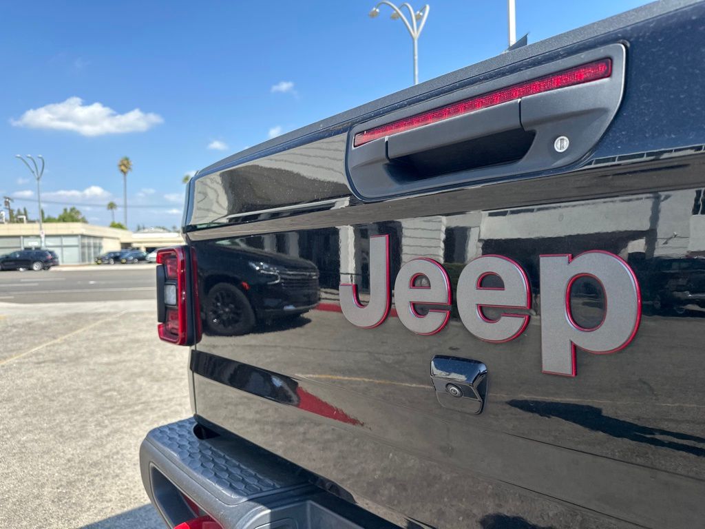2022 Jeep Gladiator Rubicon photo 5