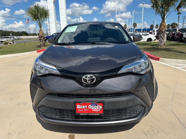 2021 Toyota C-HR LE photo 2