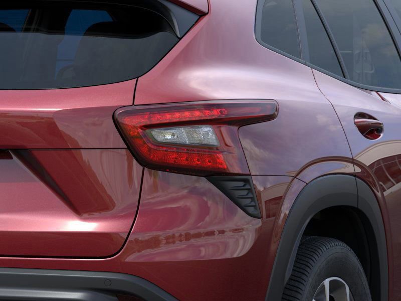 2025 Chevrolet Trax LT photo 11