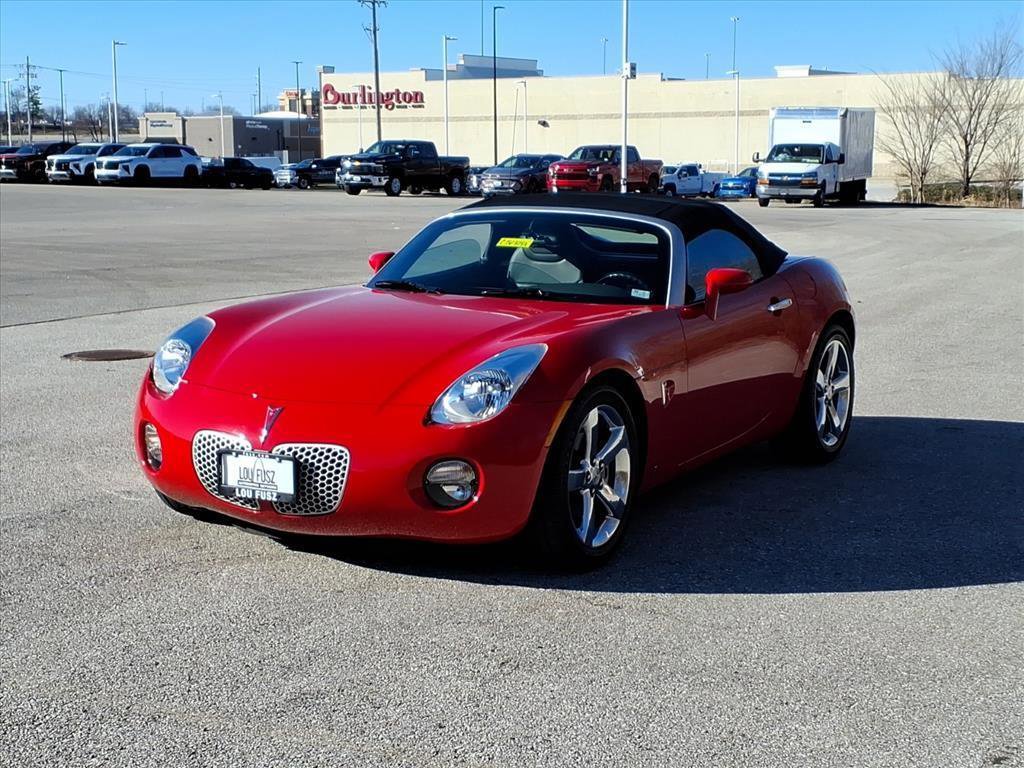 Used 2006 Pontiac Solstice Base with VIN 1G2MB35B16Y115583 for sale in St. Peters, MO