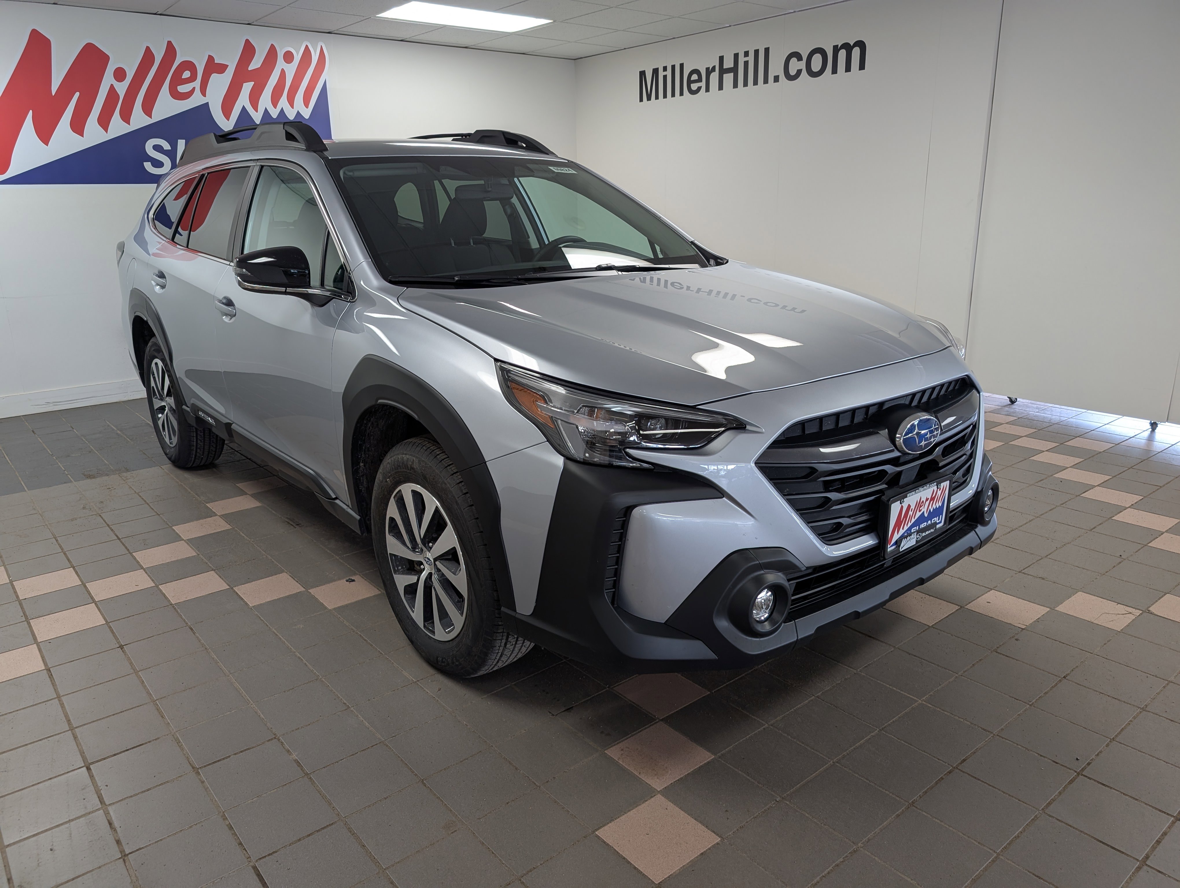 2025 Subaru Outback Premium photo 4