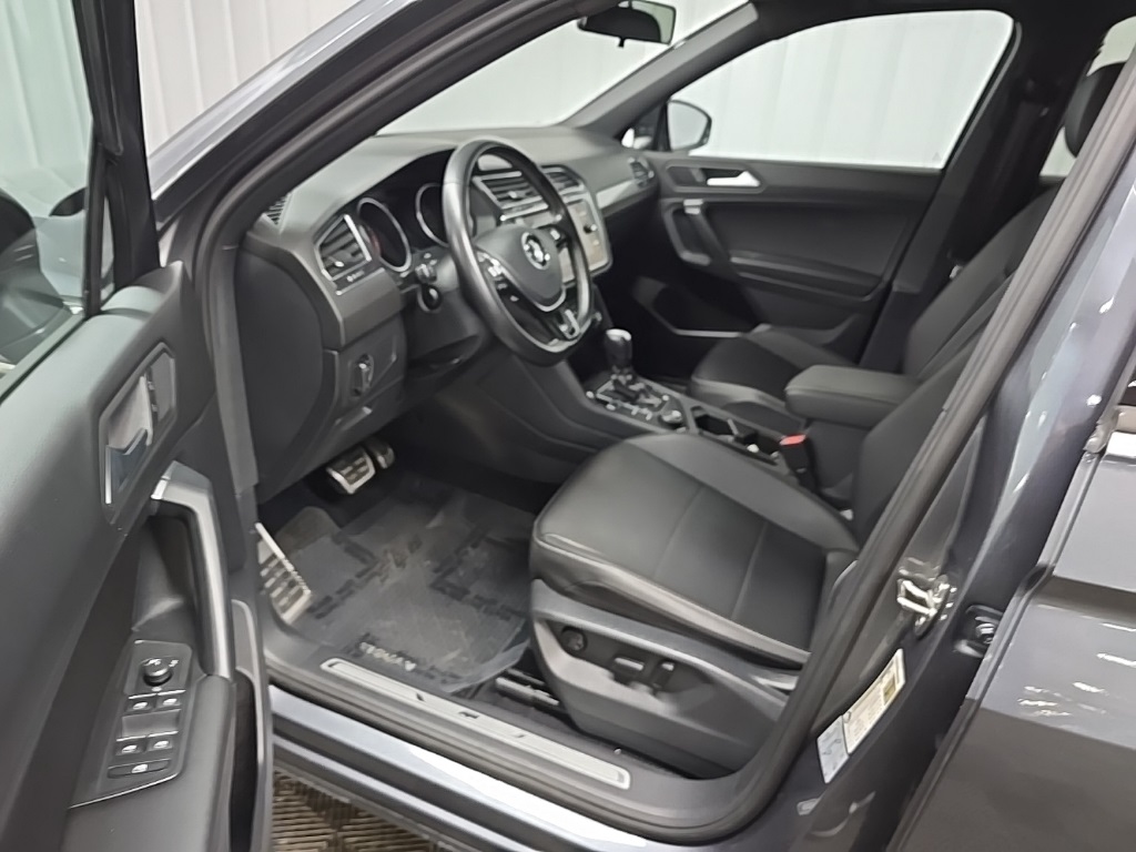 2021 Volkswagen Tiguan SE R-Line Black photo 27