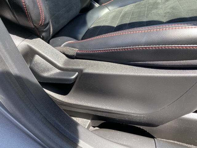 2022 Ford Escape SEL photo 24