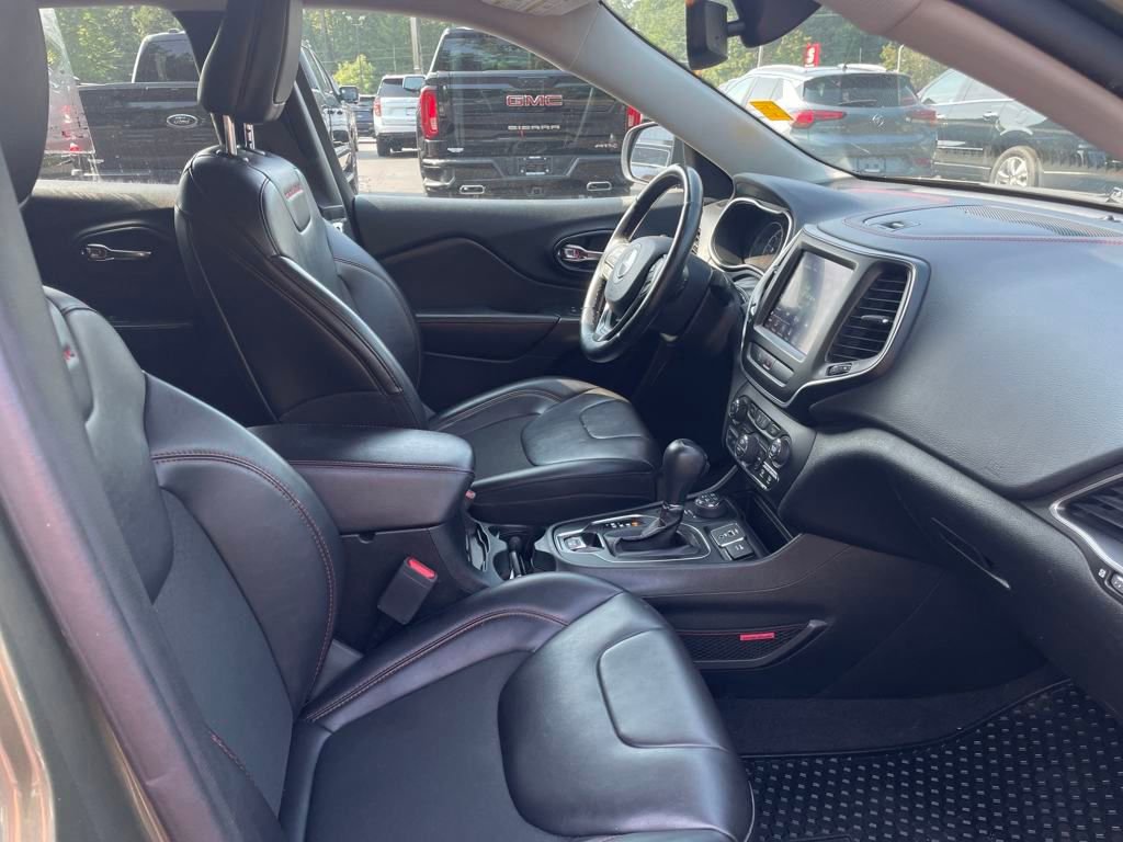 2021 Jeep Cherokee Trailhawk photo 25