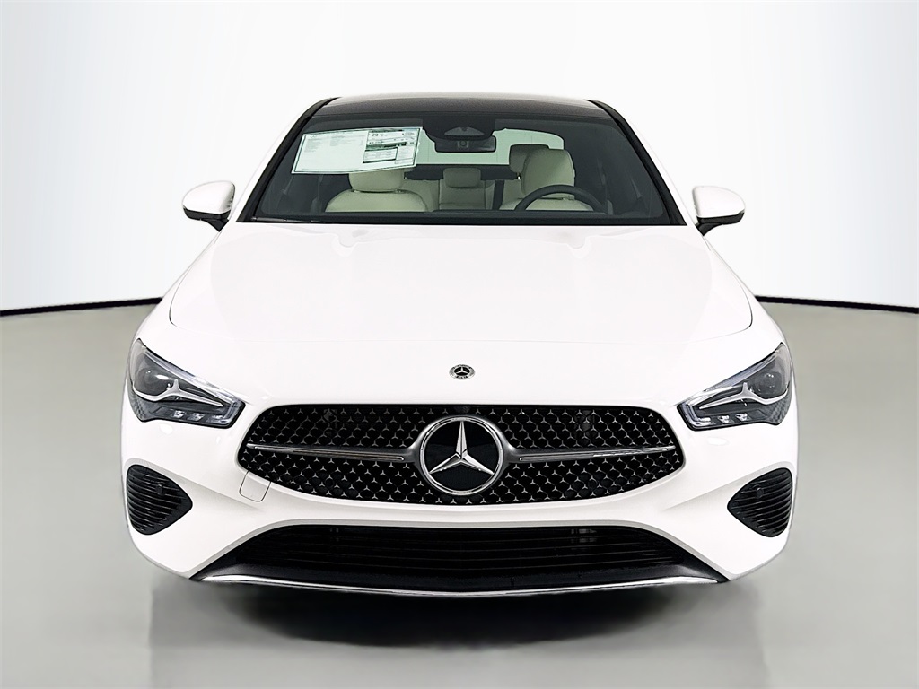 2025 Mercedes Benz CLA 250 4MATIC photo 2
