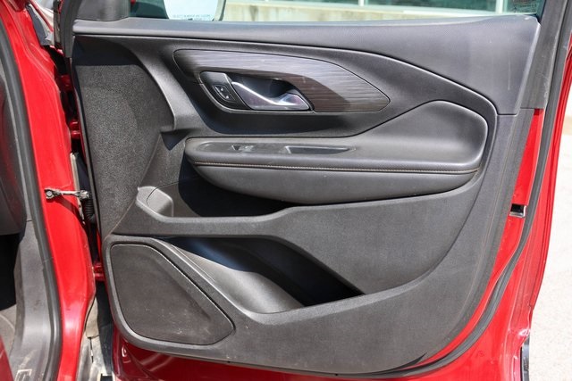 Used 2018 Red GMC Denali image 15