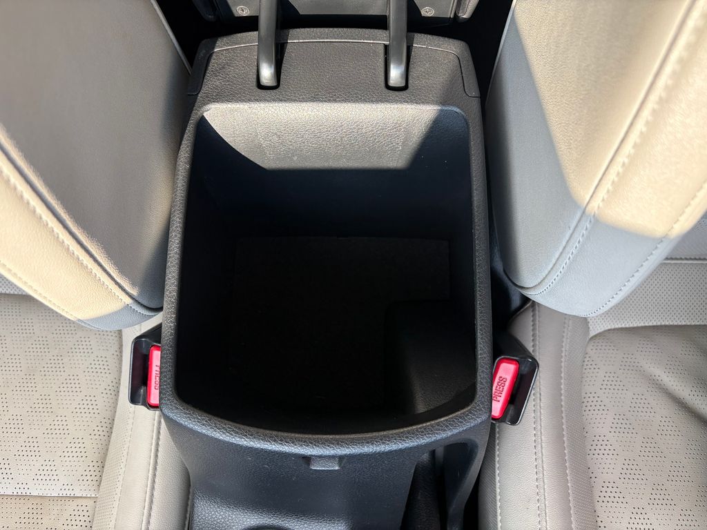 2022 Kia Seltos EX photo 22